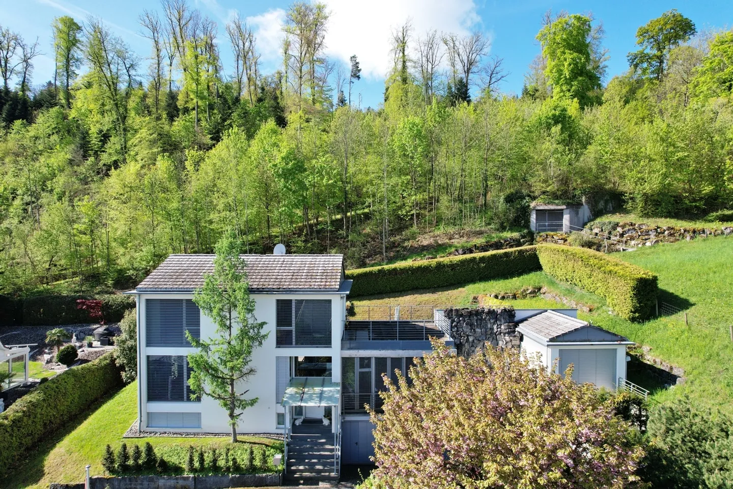 VILLA STRAORDINARIA CON PISCINA ESTERNA RISCALDATA E VISTA PANORAMICA - Foto 1 di 9