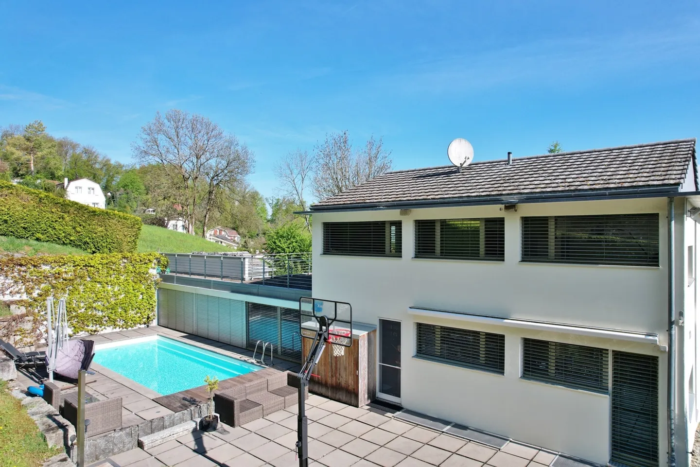 VILLA STRAORDINARIA CON PISCINA ESTERNA RISCALDATA E VISTA PANORAMICA - Foto 4 di 9