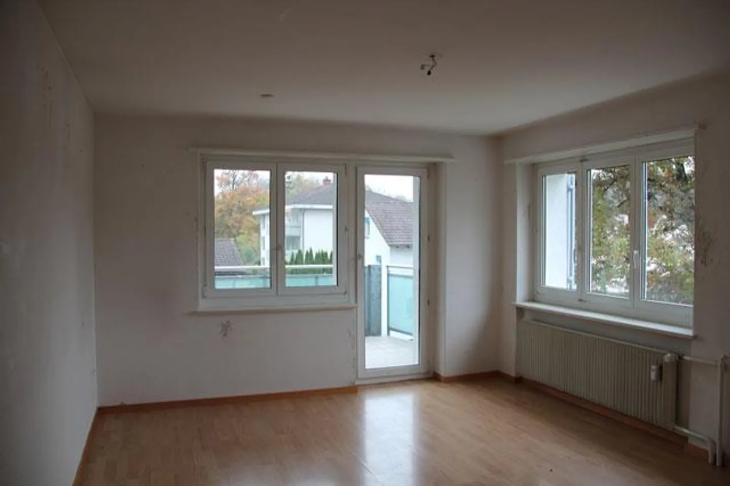 4 1/2 Zi.-Dachwohnung mit Balkon - Foto 4 von 9
