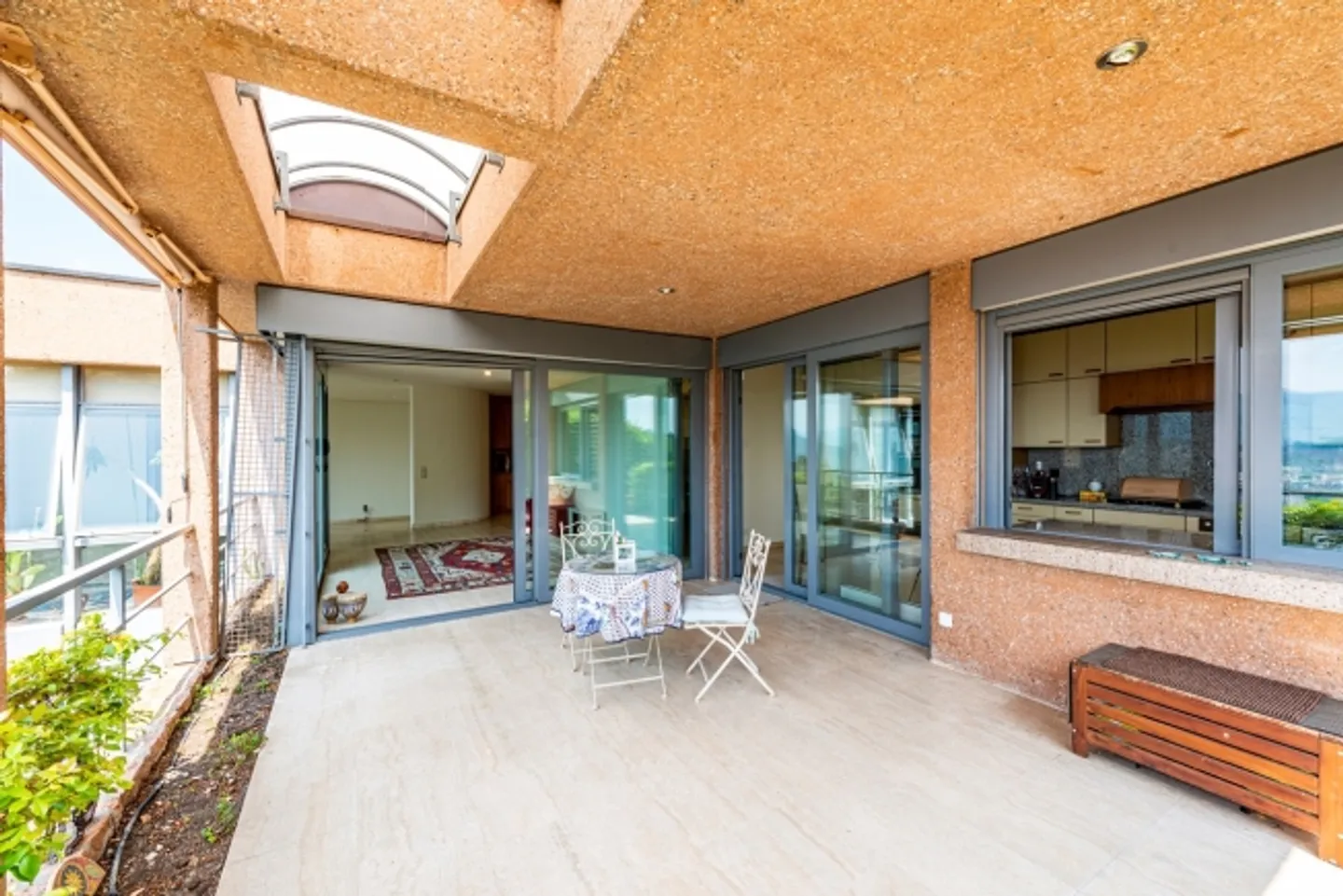 Modern House with Beautiful Lake View - Photo 17 of 19