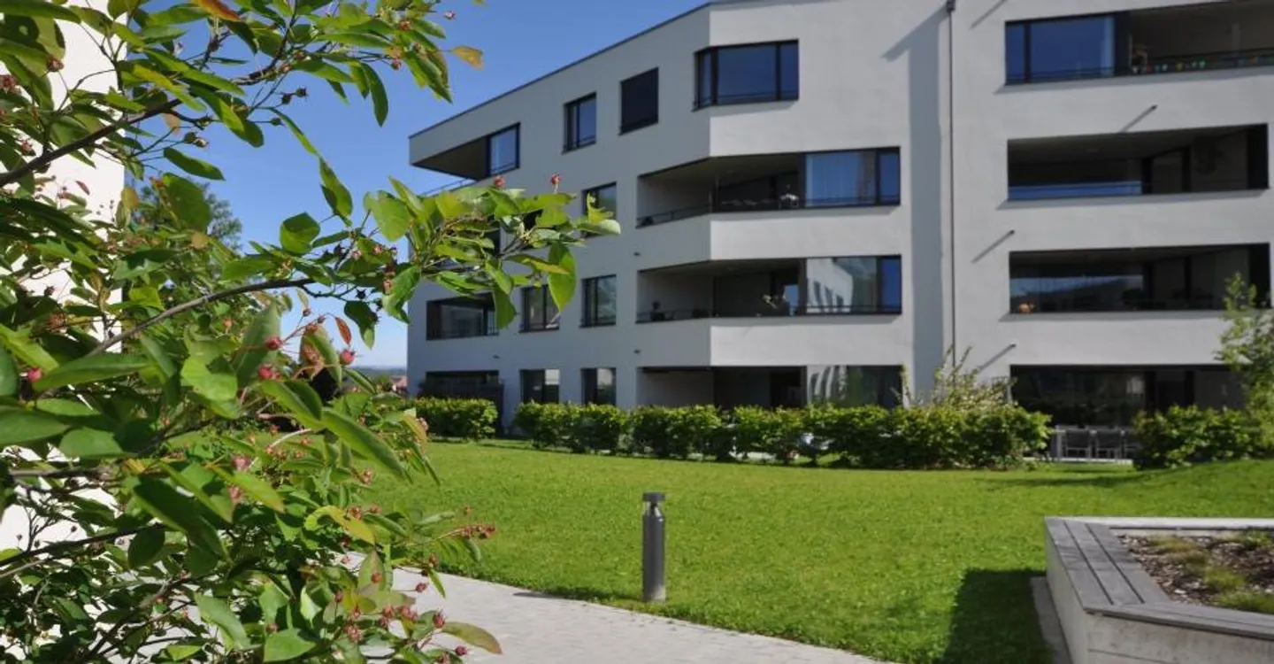 Modernes 5.5-Zimmer-Apartment - Foto 2 von 11