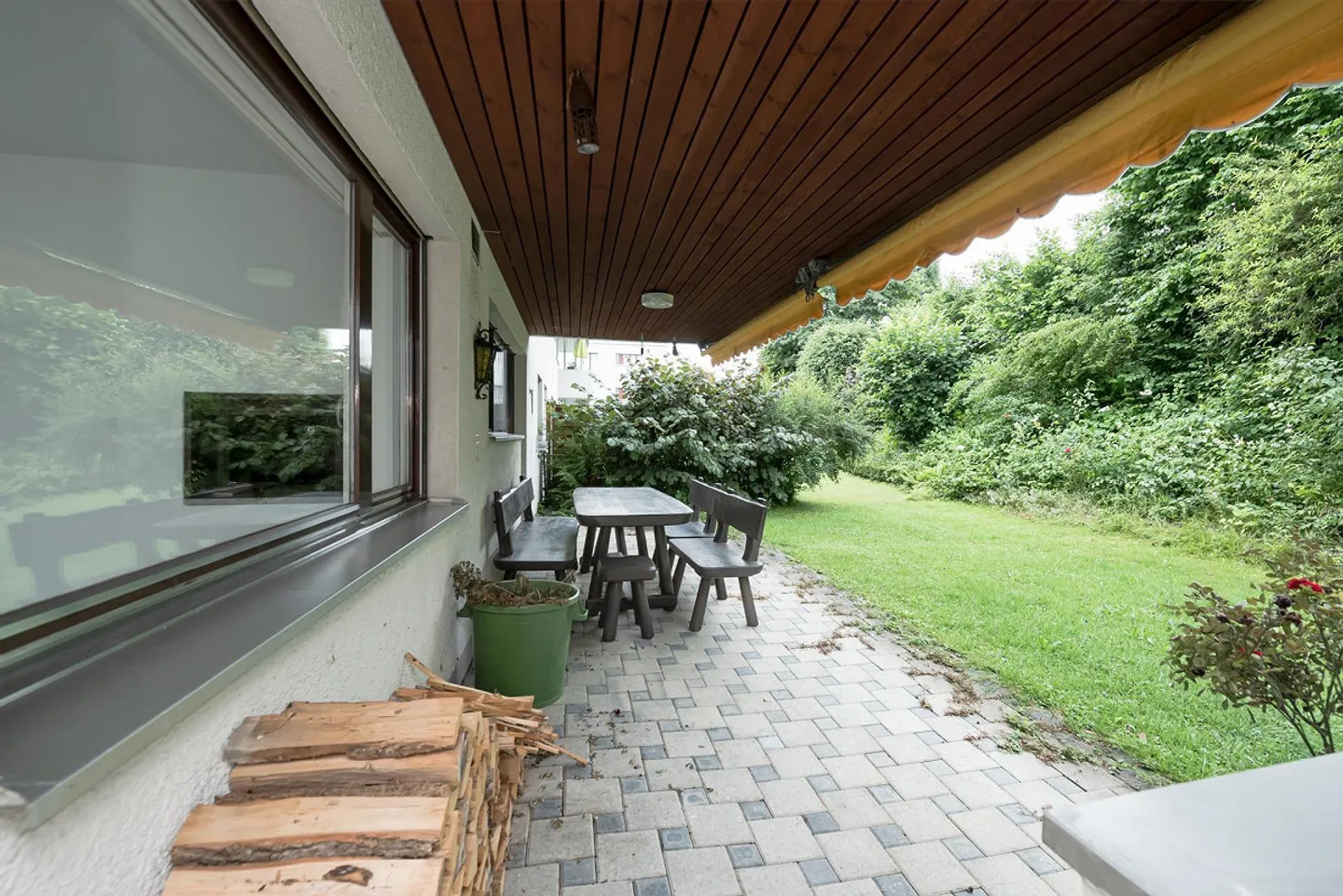 4.5 Room Apartment with Private Garden, Fireplace, and More - Photo 2 of 2