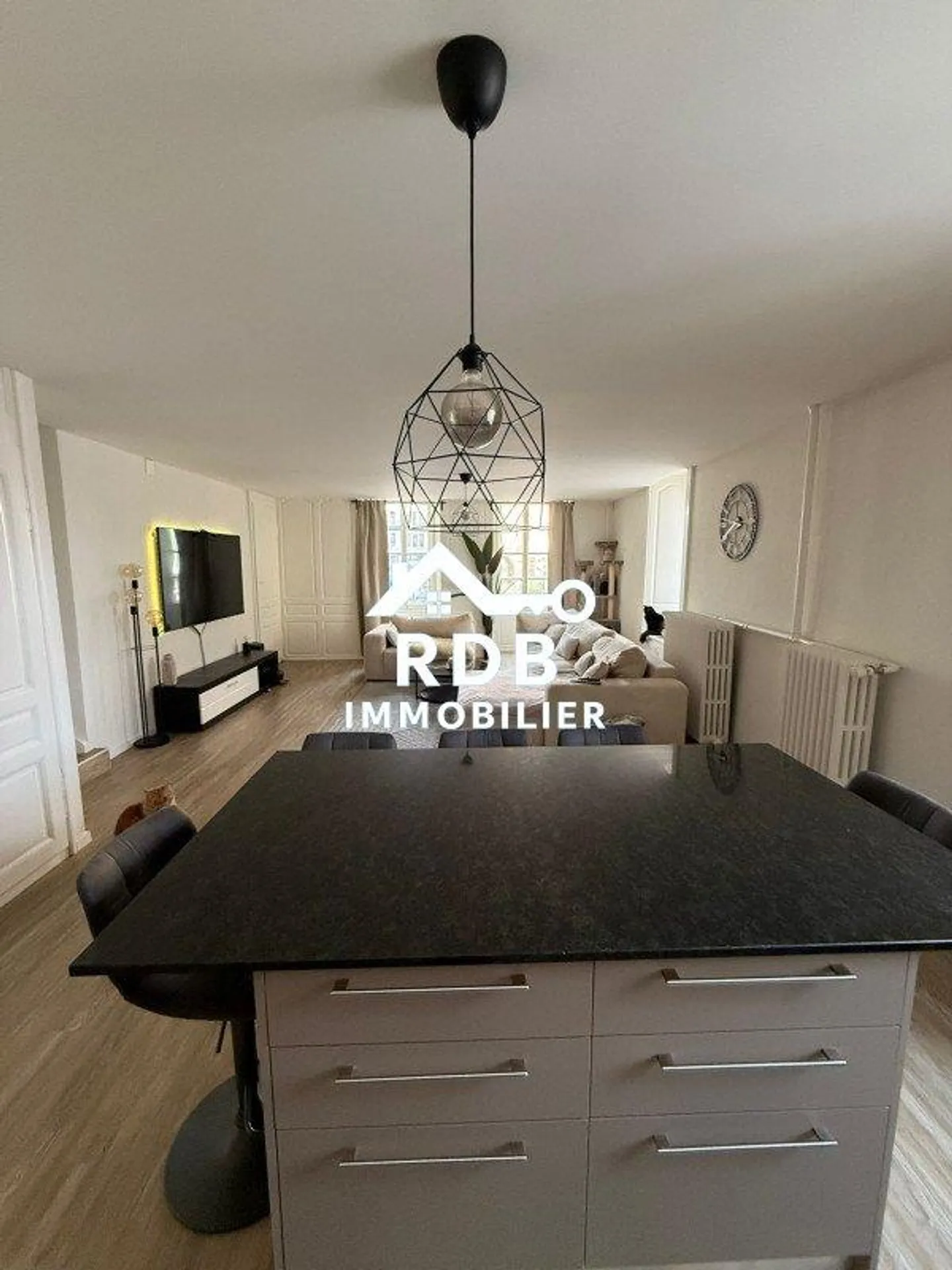 Appartement en duplex de 5,5 pièces au 1er étage situé à Orbe 1350 - Foto 3 von 12