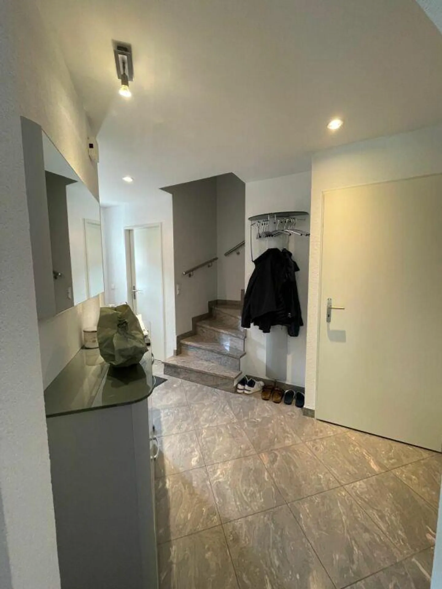 Paradis familial dans un quartier résidentiel populaire et ensoleillé - Photo 6 sur 12