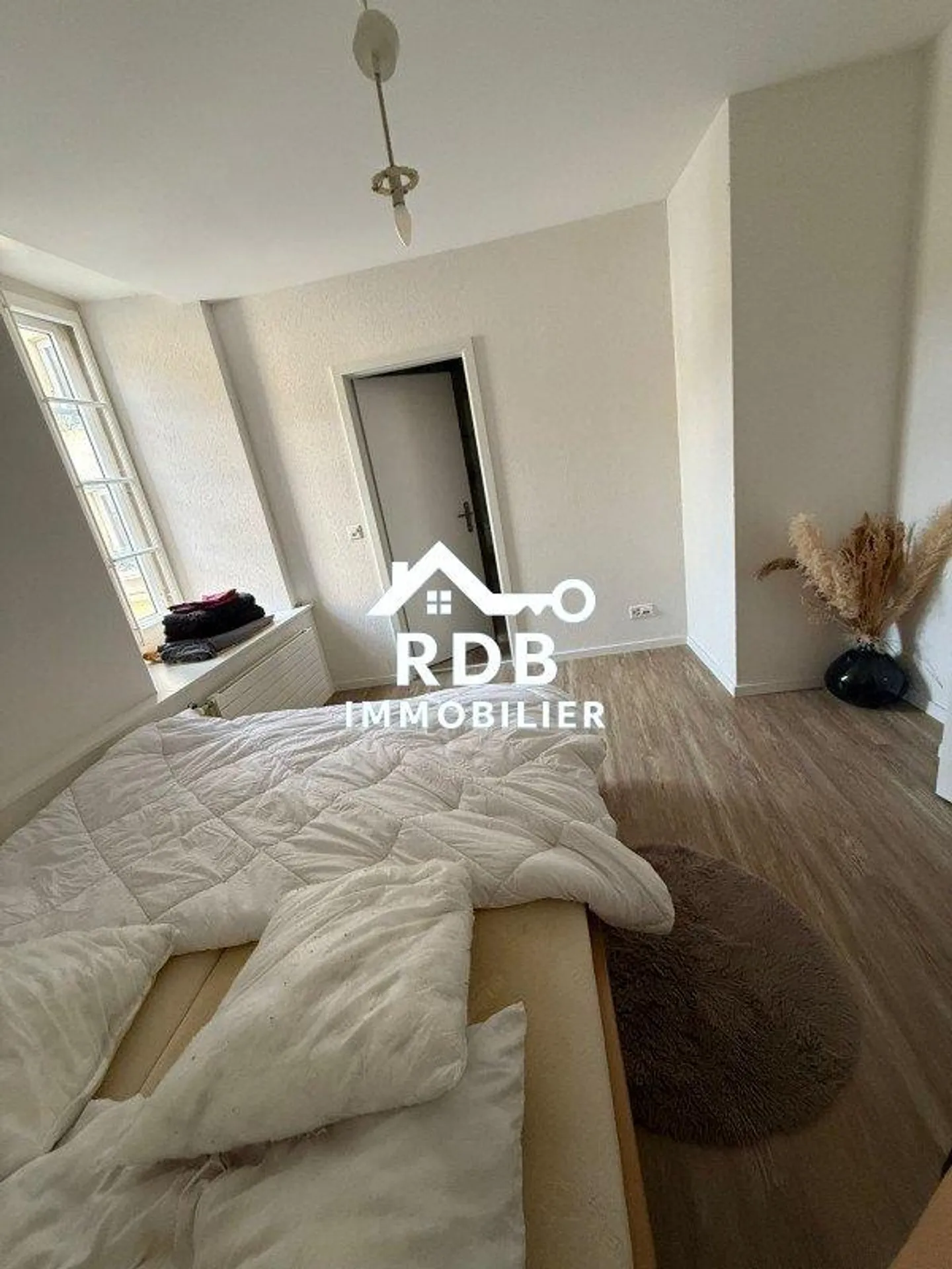 Appartement en duplex de 5,5 pièces au 1er étage situé à Orbe 1350 - Foto 7 von 12
