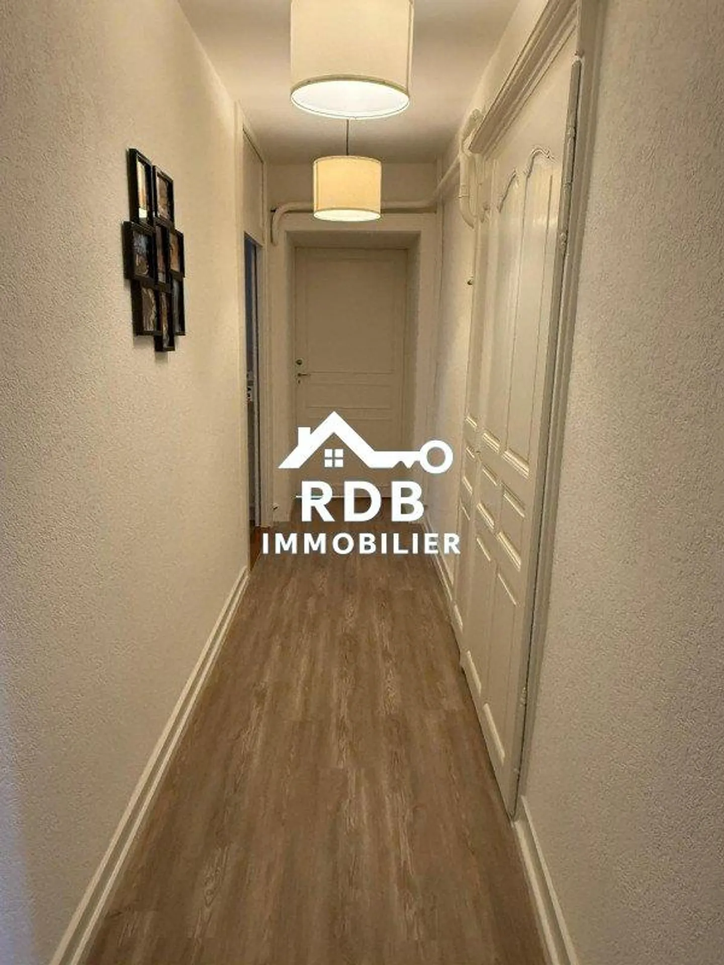 Appartement en duplex de 5,5 pièces au 1er étage situé à Orbe 1350 - Foto 8 von 12