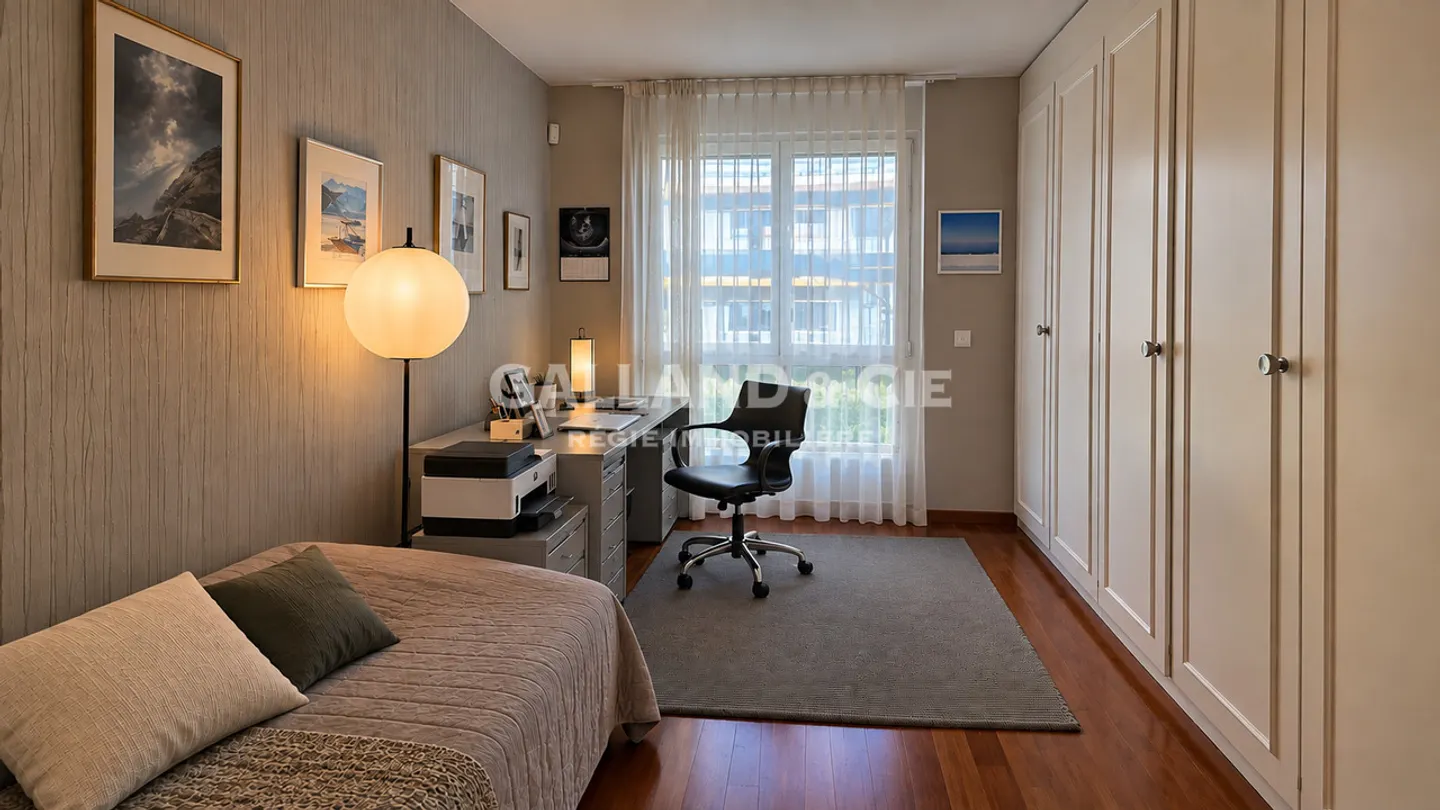 Charming Family Home with Lake View - Photo 4 of 7