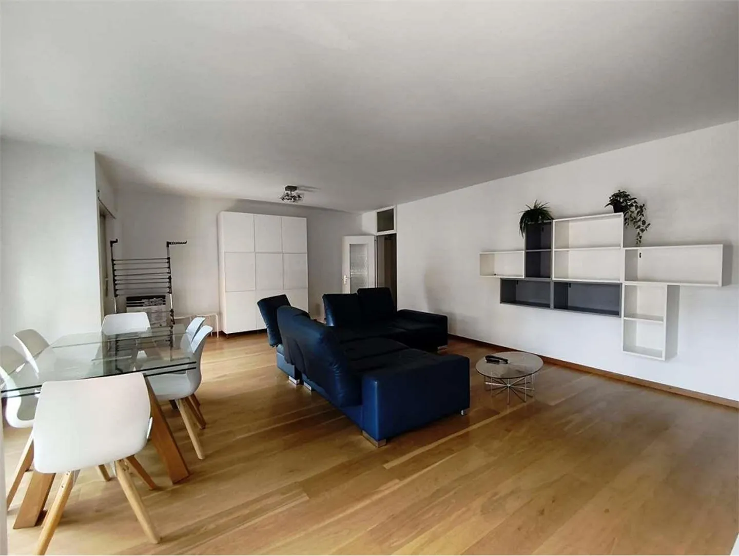 Pregassona (Via Merlina) - Spacious 4.5 Rooms Furnished with Three Balconies - Photo 1 of 12