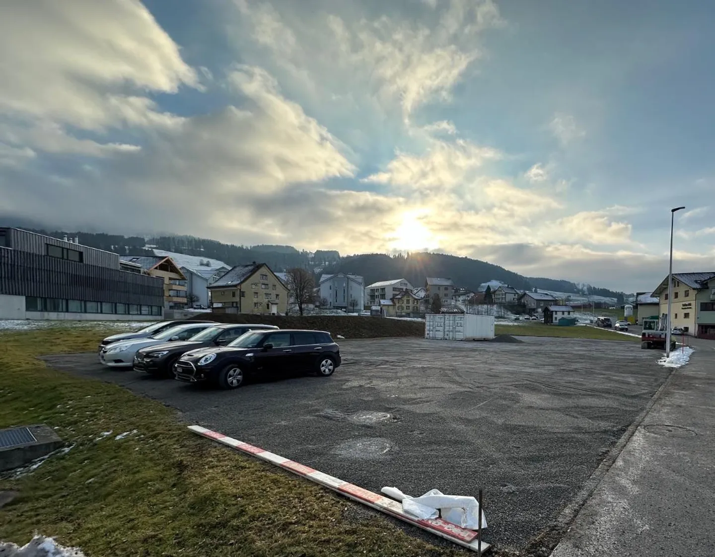 Espace de stationnement - Photo 1 sur 3