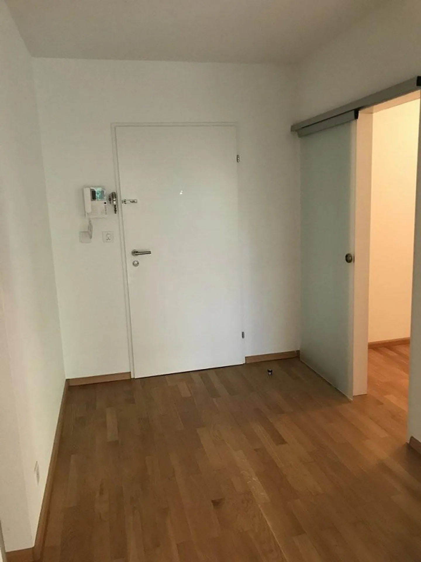 Spacious 2.5-room apartment in luxurious property - Photo 5 of 13