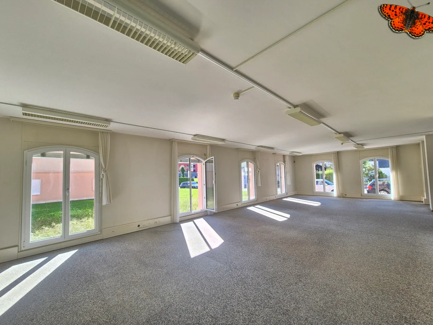 MAGNIFIKANTE GEWERBEFLÄCHE VON 236m² - Foto 1 von 10