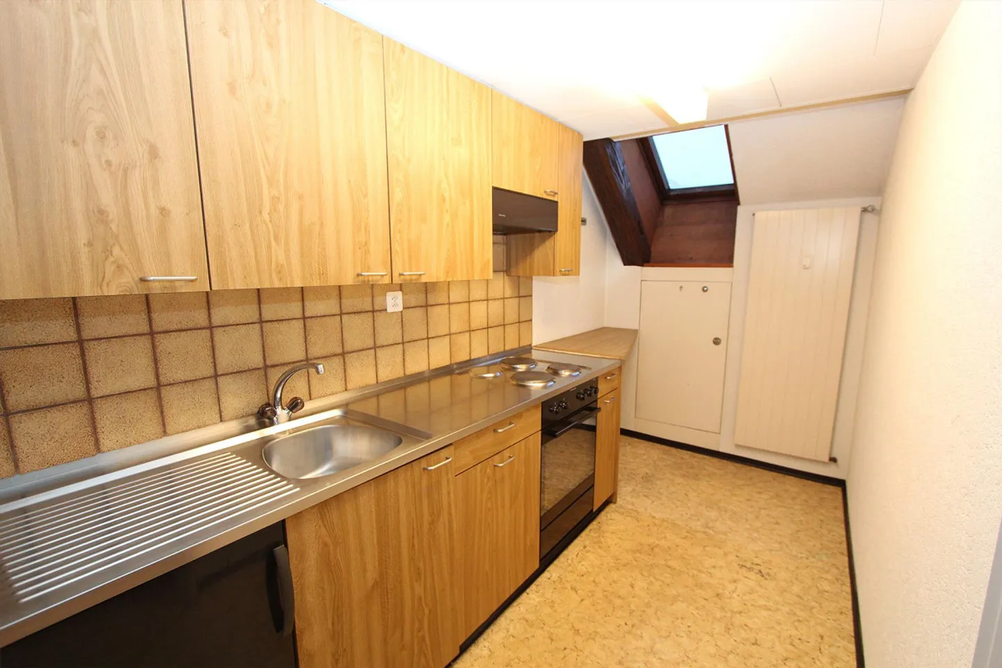 Grosszügige Dachwohnung - Foto 3 von 6