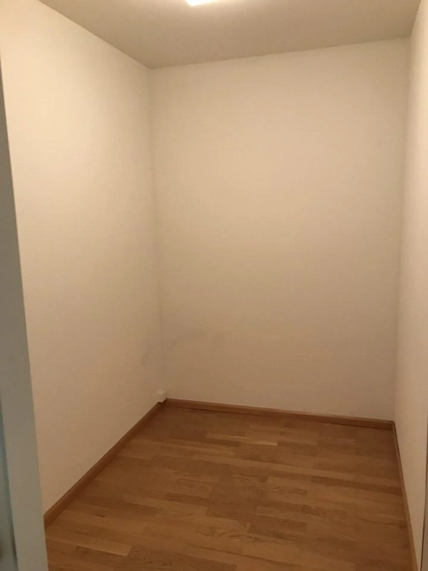 Spacious 2.5-room apartment in luxurious property - Photo 9 of 13