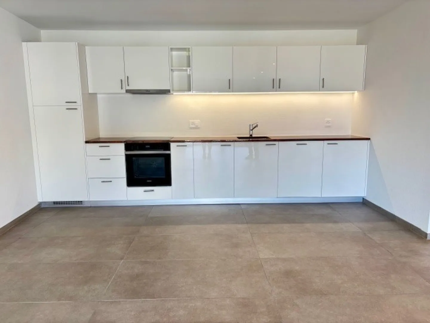 Appartamento in affitto - Foto 1 di 6