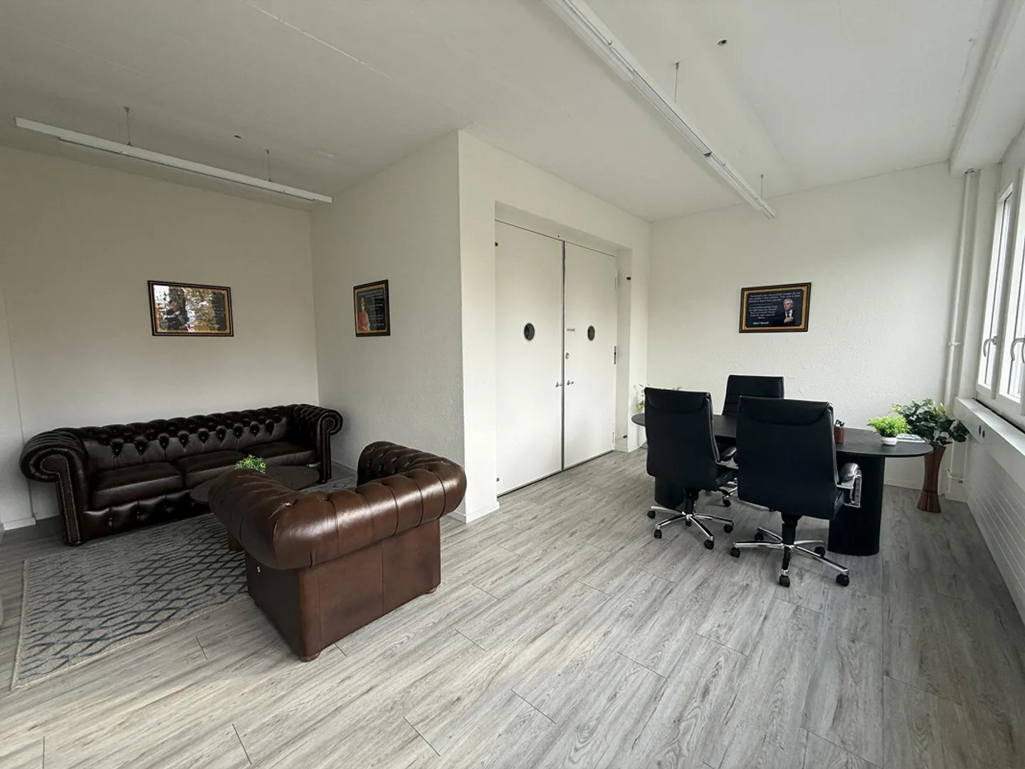 878 m² finished offices with exhibition and access to goods... - Photo 6 of 8