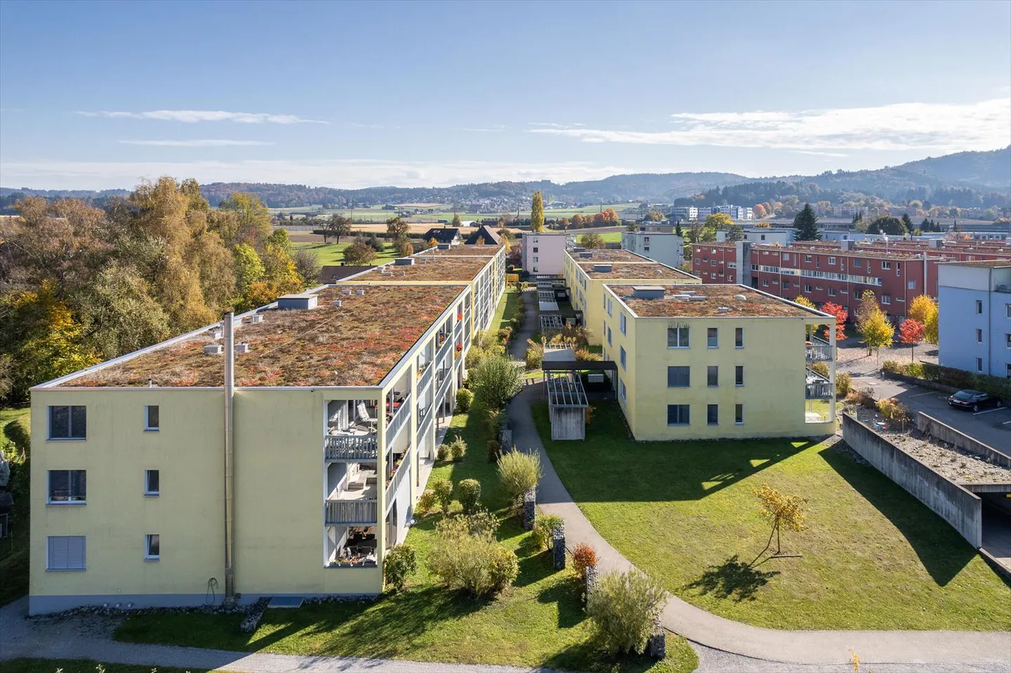 Appartamento soleggiato con area salotto cercasi? - Affitto senza deposito - Foto 1 di 8