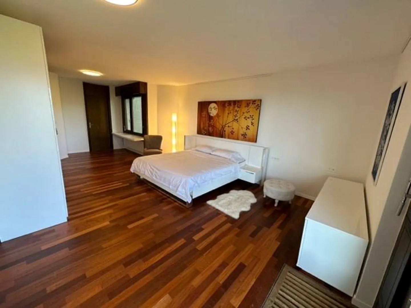 Stunning Villa with Lake View - Photo 18 of 21