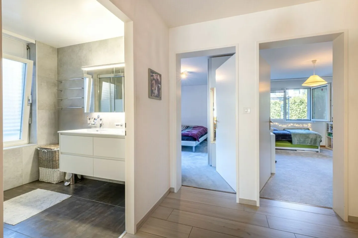 Ampio appartamento di 4,5 locali con giardino - Foto 7 di 14