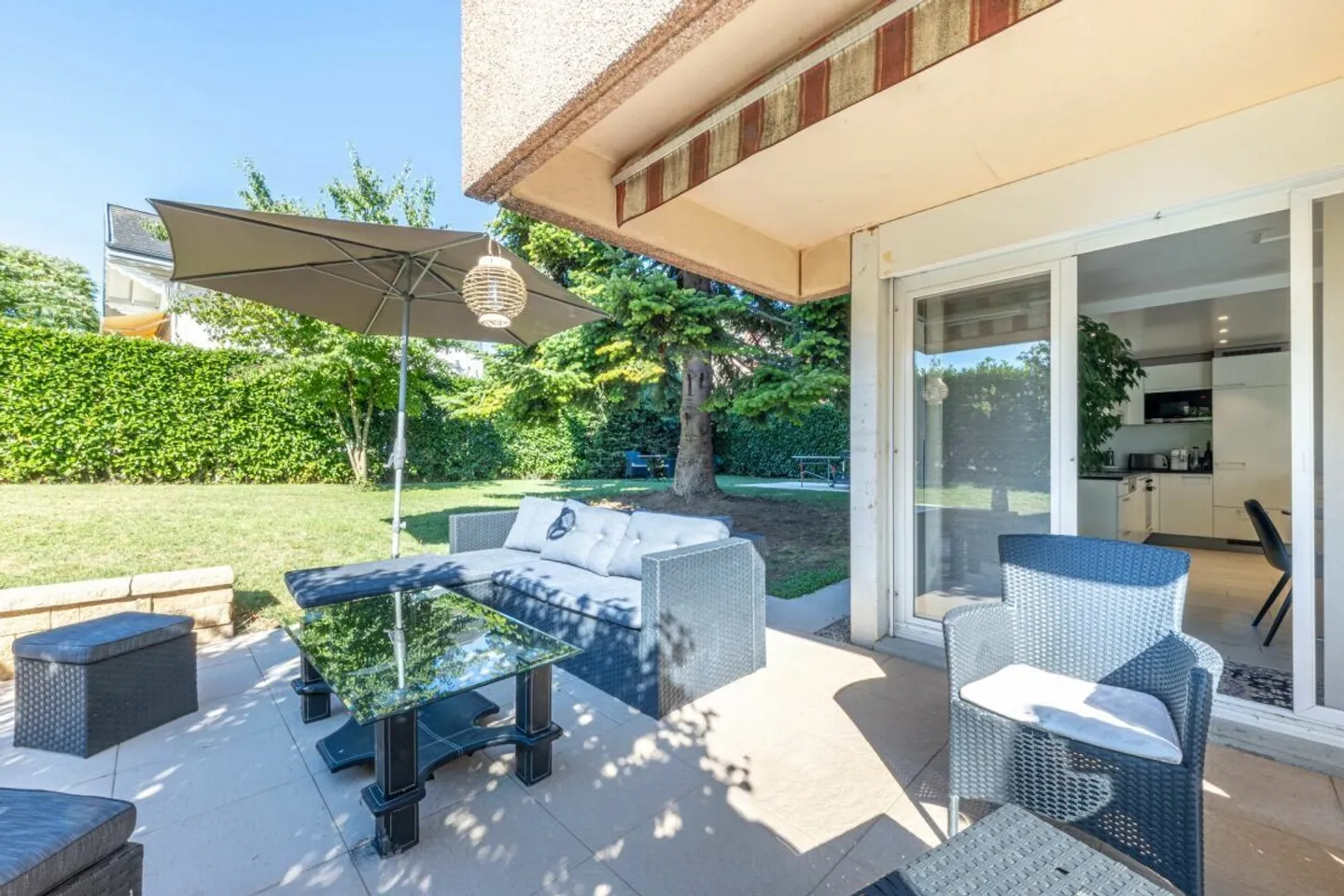 Ampio appartamento di 4,5 locali con giardino - Foto 13 di 14