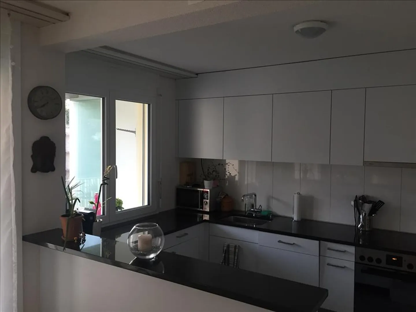 Quiet and bright? This apartment is perfect! - Photo 3 of 7