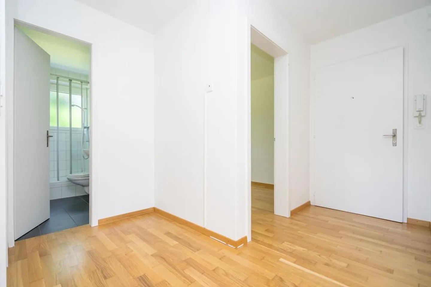 Beautiful 3-room apartment in a multi-family house for rent - Photo 5 of 8