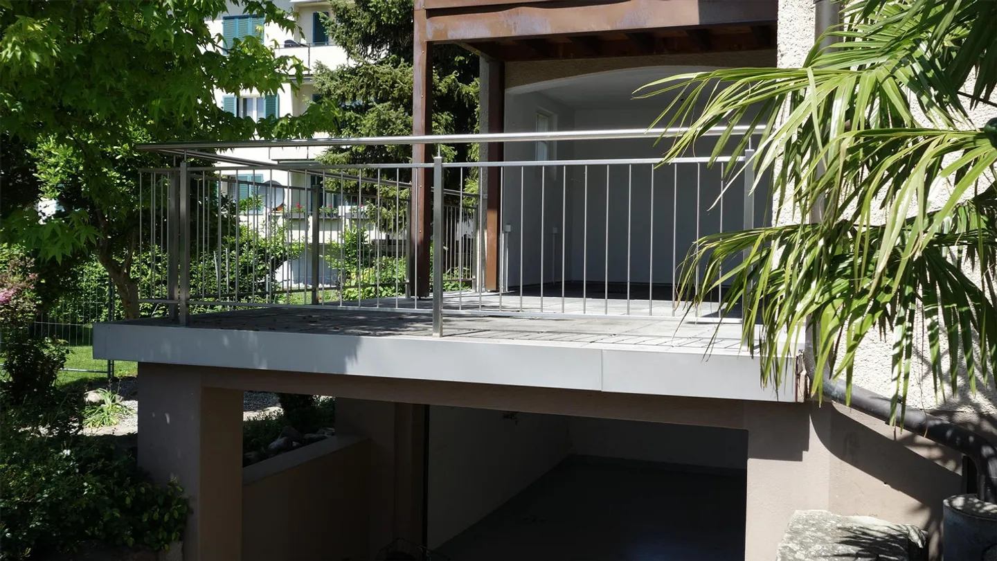 Beautiful quiet 3.5 room apartment with large seating area - Photo 5 of 10