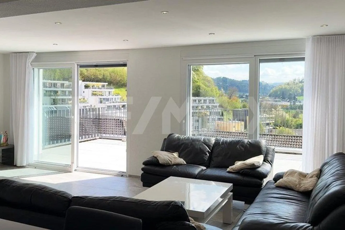 Modern Dream House on a Hillside with Distant Views - Photo 2 of 13