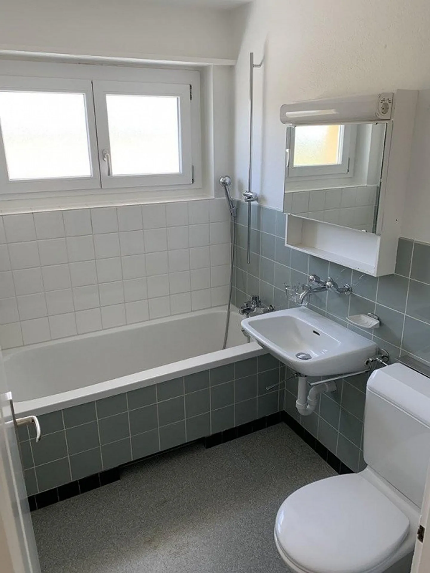 Spacious Apartment in Seeland! - Photo 6 of 12