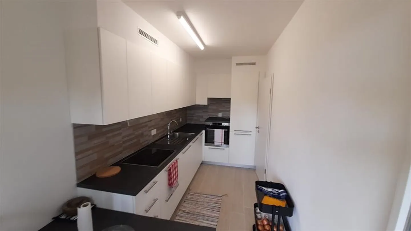 Appartamento in vendita - Foto 2 di 3