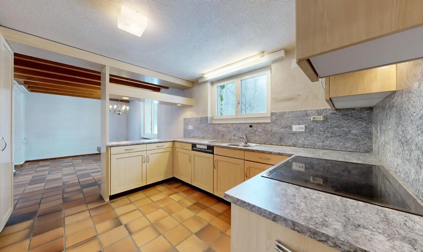 Ampia casa bifamiliare di 4,5 locali - Foto 3 di 11