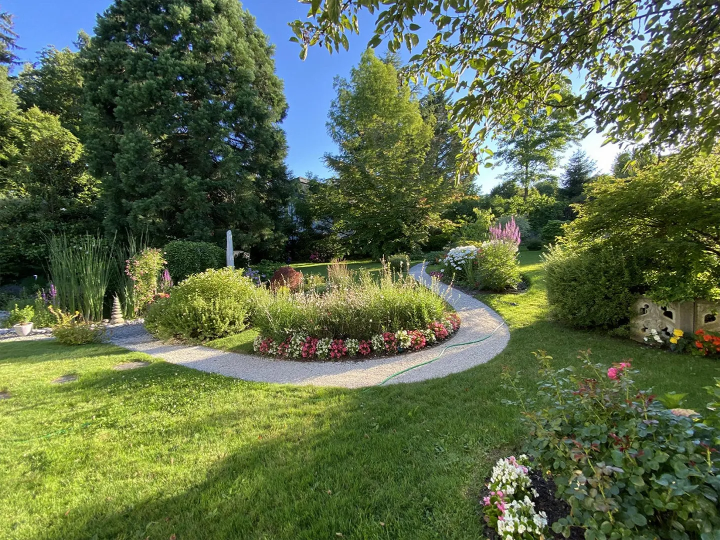 Seltene Villa mit Bauland in Kastanienbaum - Foto 4 von 4