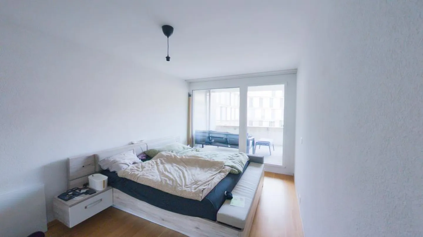 2-room refreshed apartment on the 1st floor with balcony in a 2018 neighborhood - Photo 2 of 7