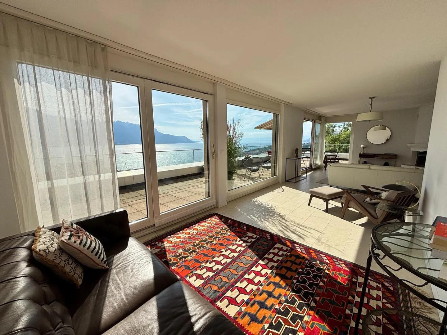 5-ZIMMER-WOHNUNG IN MONTREUX (VD), MÖBLIERT, BEFRISTET - Foto 2 von 9