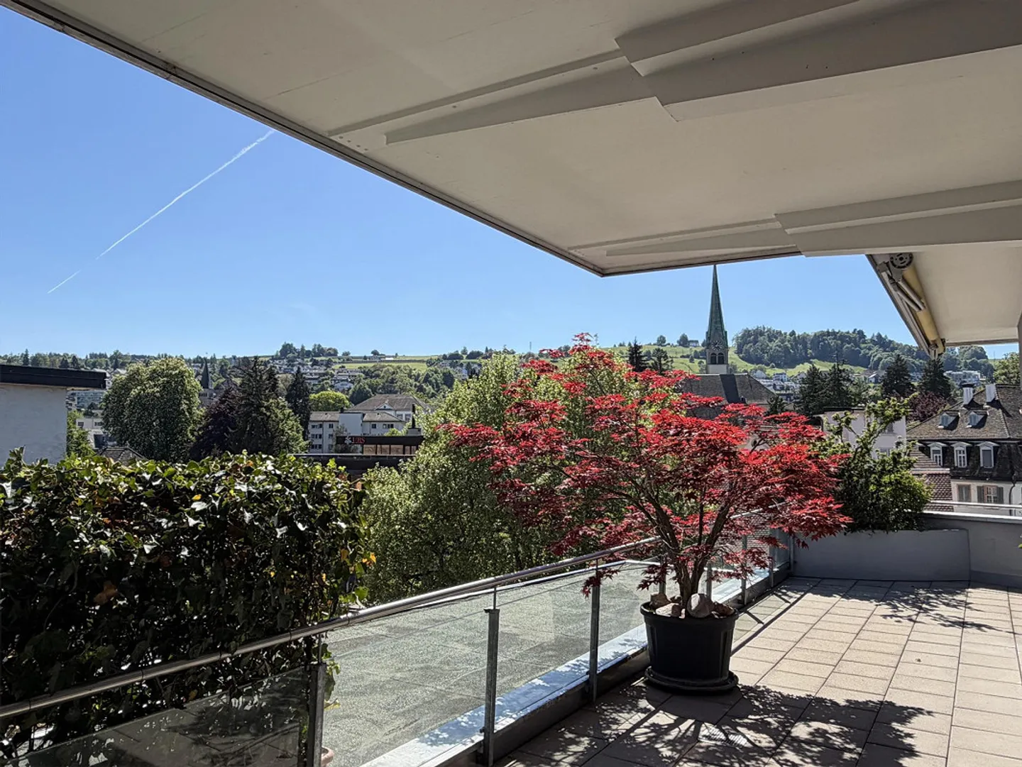 Luxuriöse Attikawohnung mit Seesicht - Foto 5 von 6