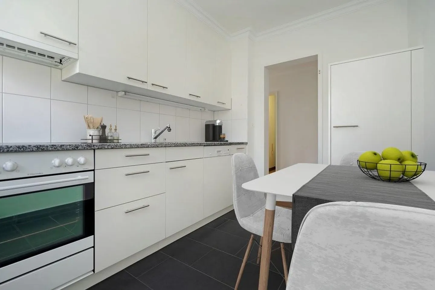 4.5-Zimmer-Wohntraum im Grünen mit Stadtnähe - Foto 2 von 11