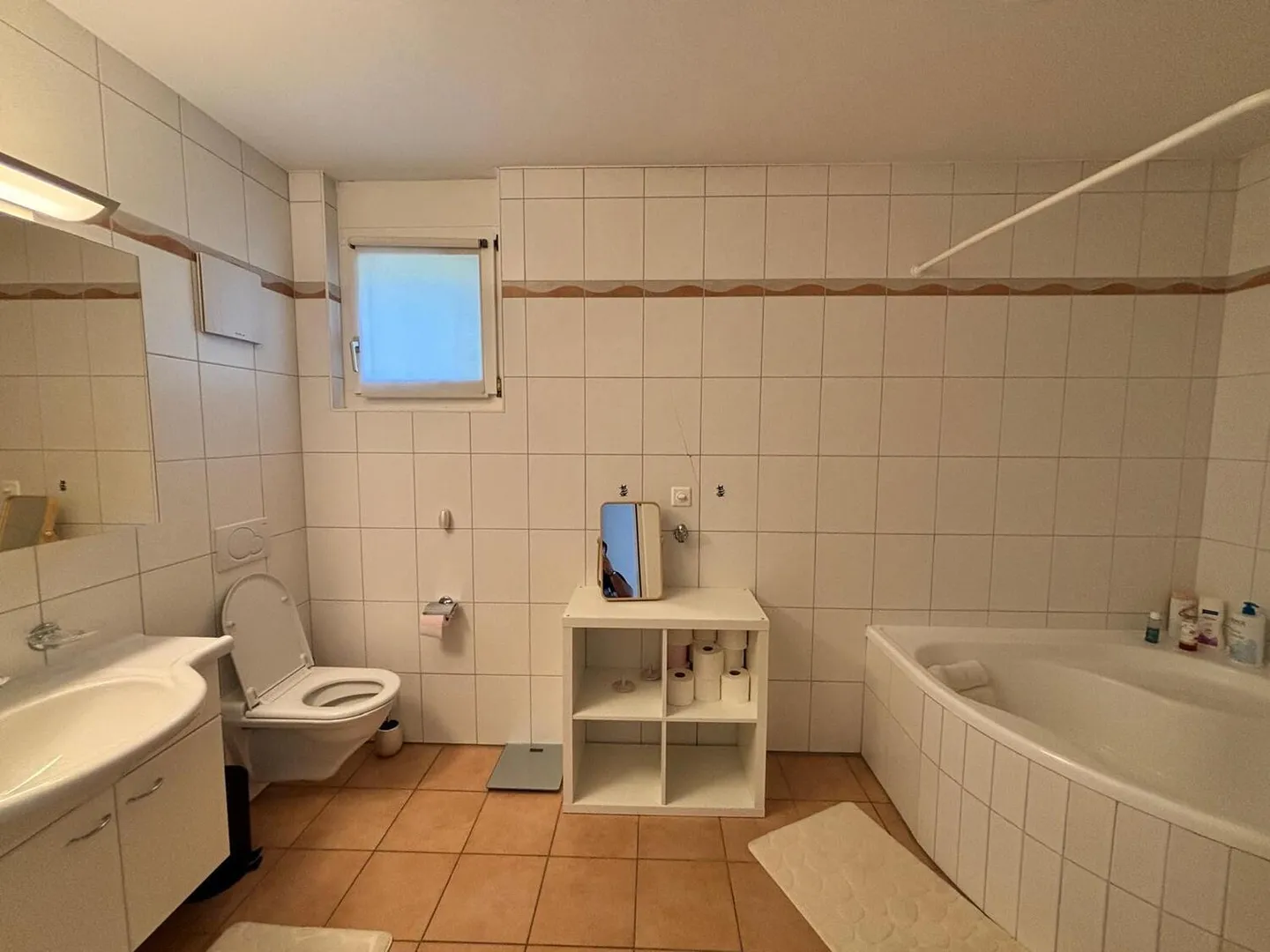 5-ZIMMER-WOHNUNG IN MONTREUX (VD), MÖBLIERT, BEFRISTET - Foto 7 von 9