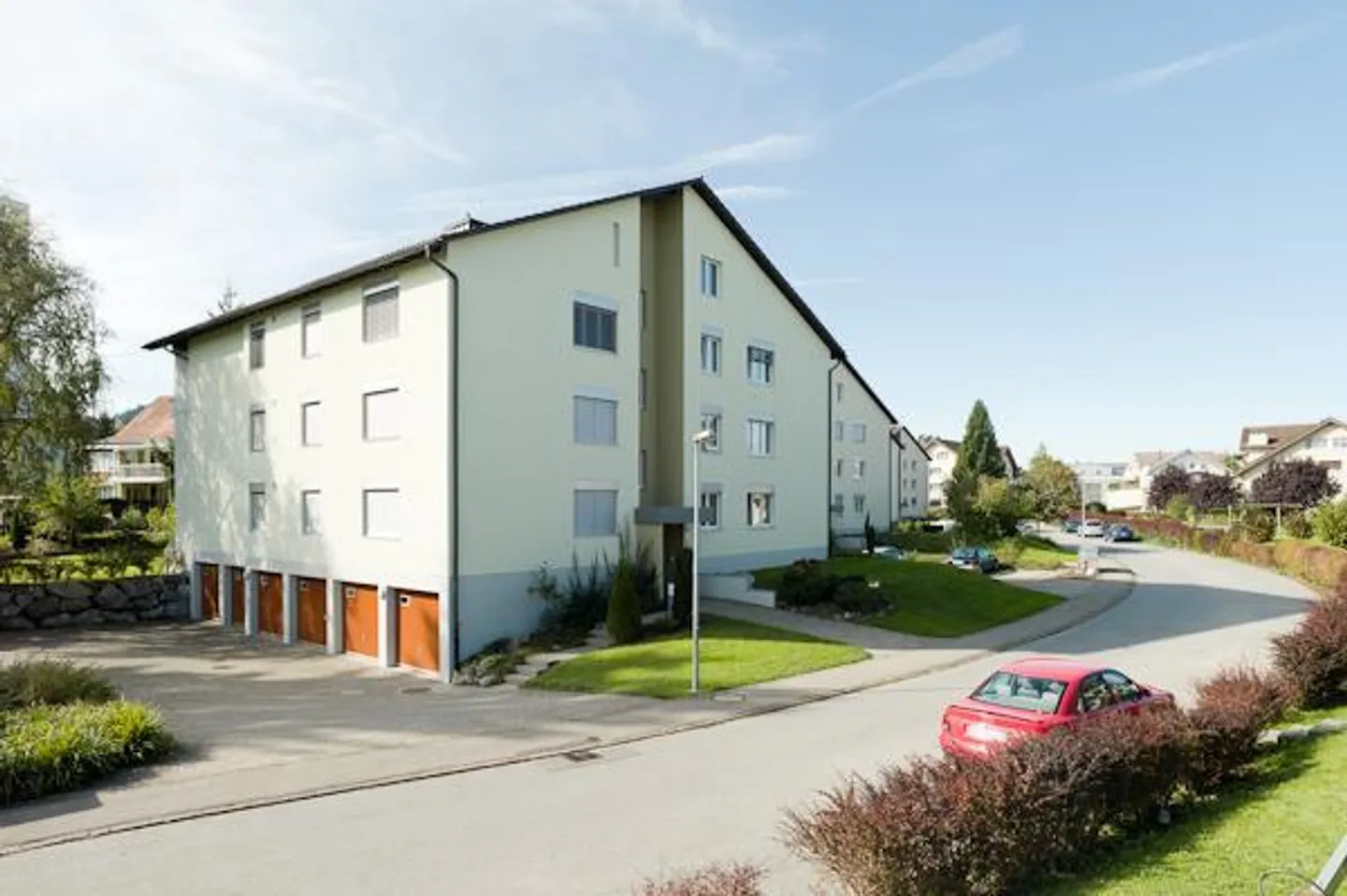 Appartement moderne et lumineux de 2,5 pièces dans un quartier résidentiel calme - Photo 5 sur 6