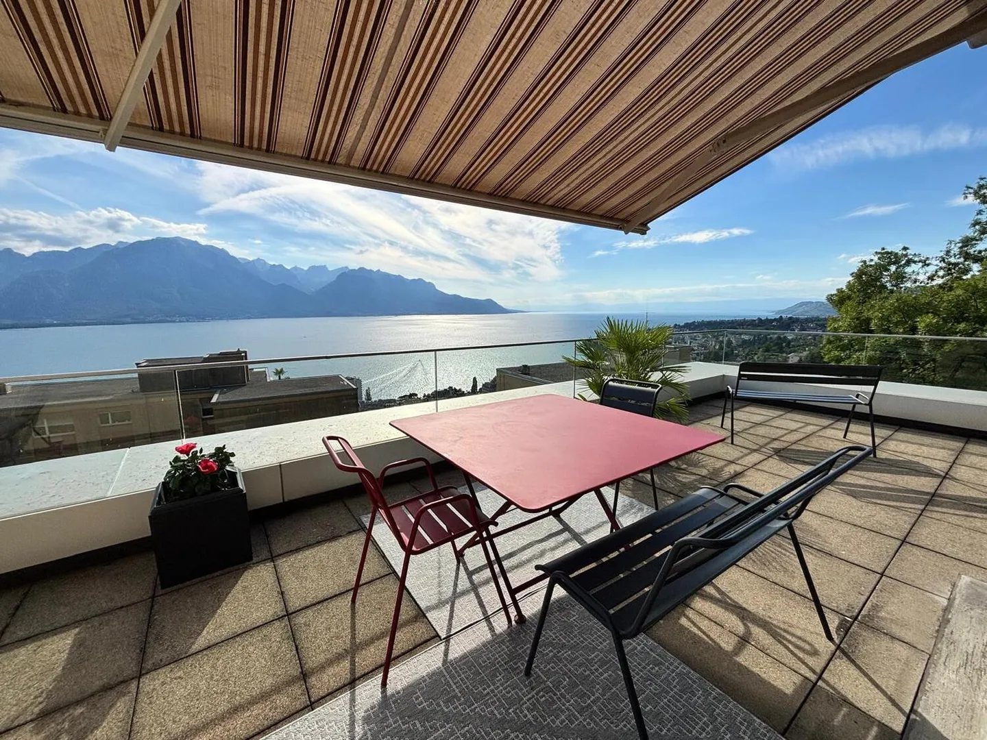 5-ZIMMER-WOHNUNG IN MONTREUX (VD), MÖBLIERT, BEFRISTET - Foto 9 von 9