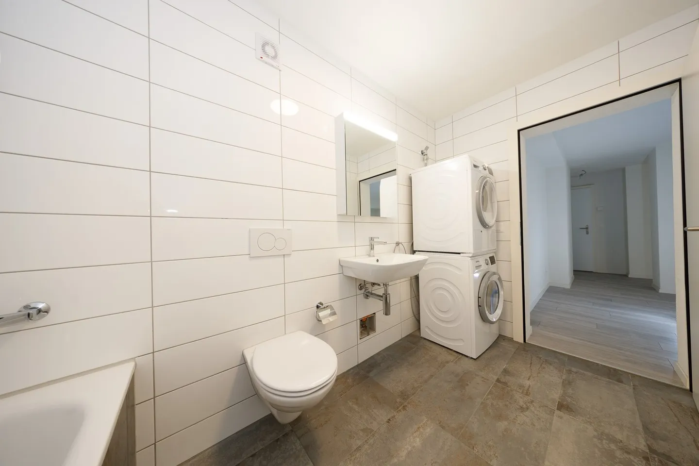 Your dream home awaits! Spacious new building complex for first rental - Photo 7 of 7