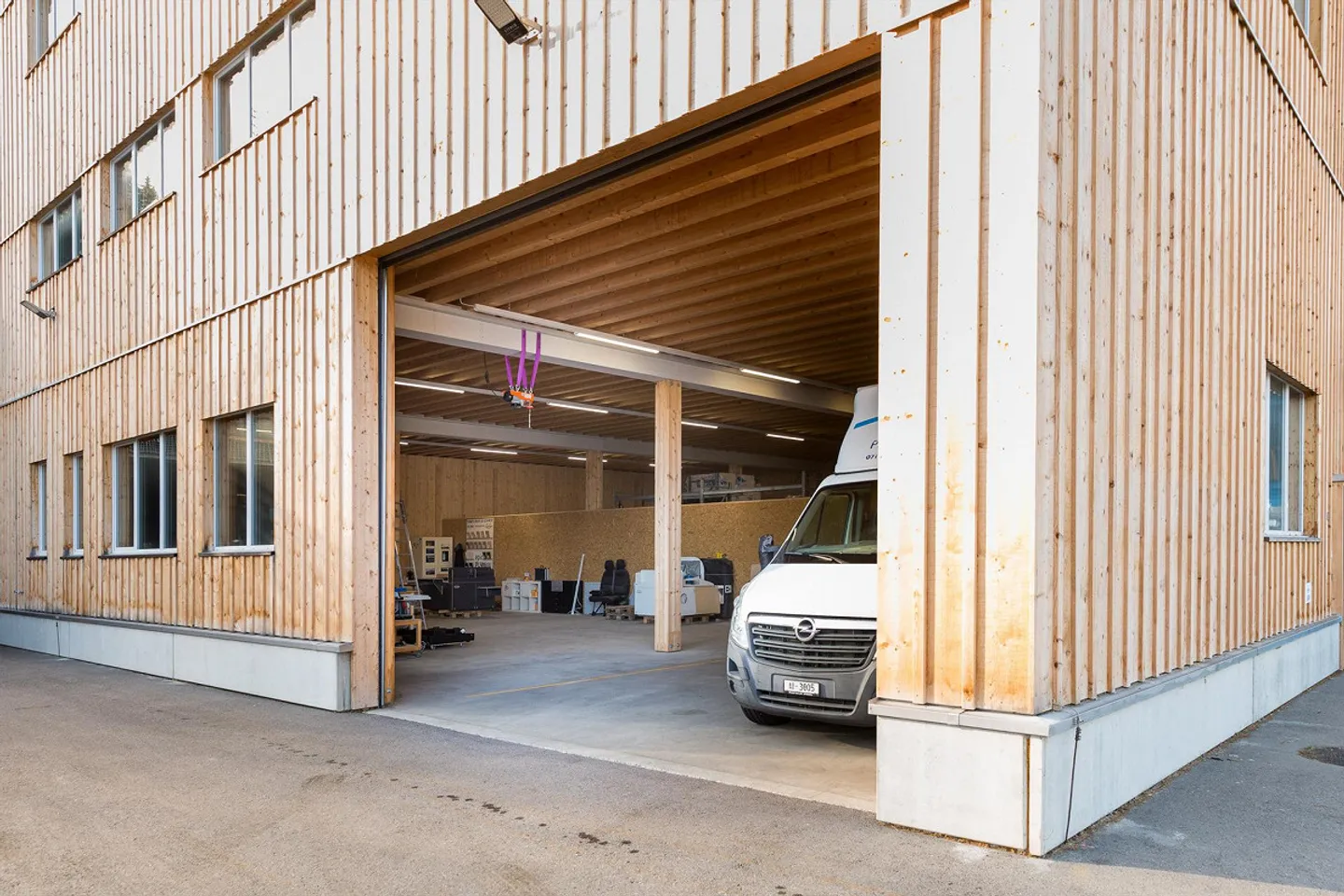 Various commercial, production, and storage spaces - Photo 6 of 7