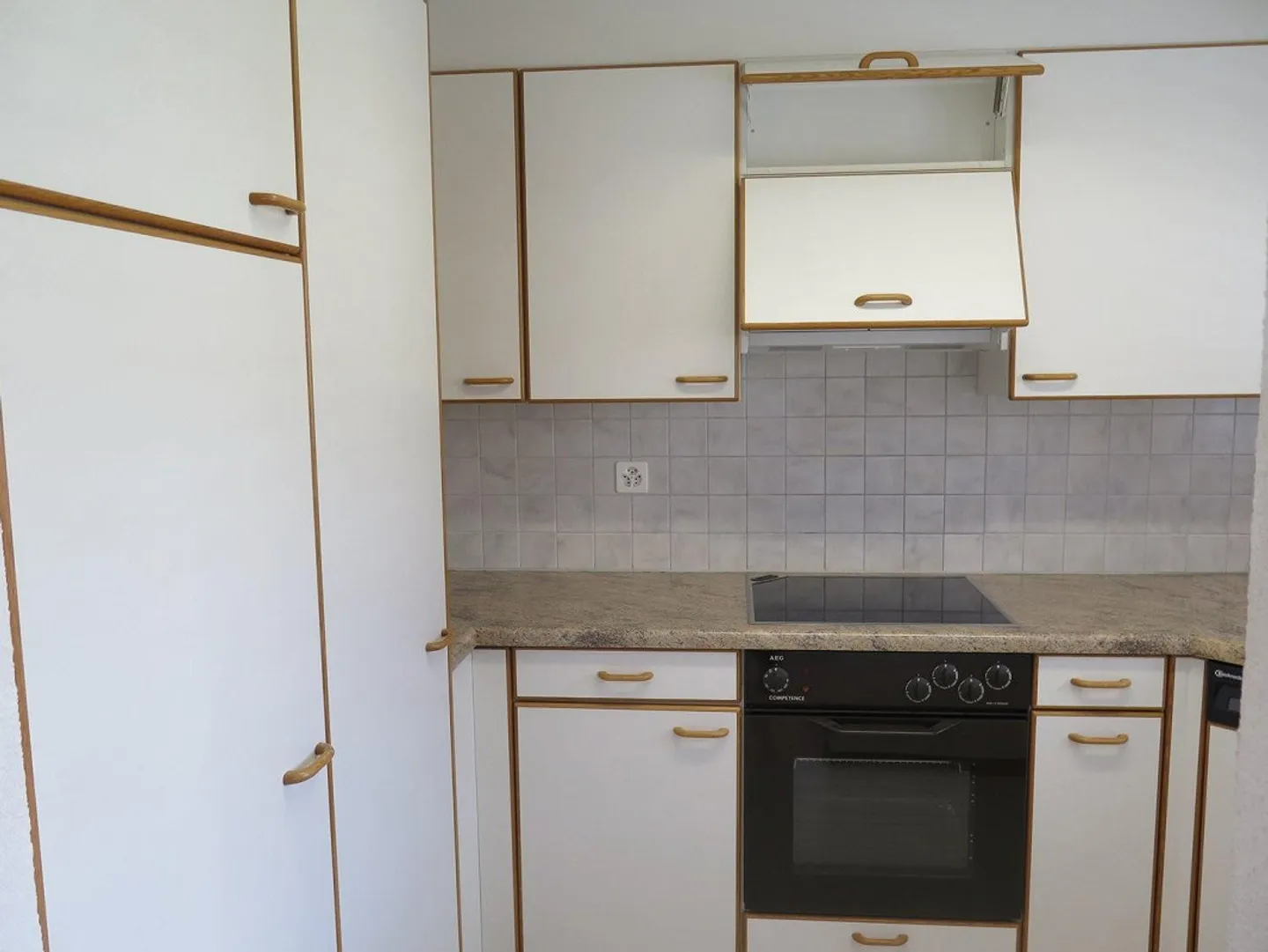 Charmante 4.5-Zimmer-Maisonette-Wohnung mit herrlicher Aussicht - Foto 11 von 13