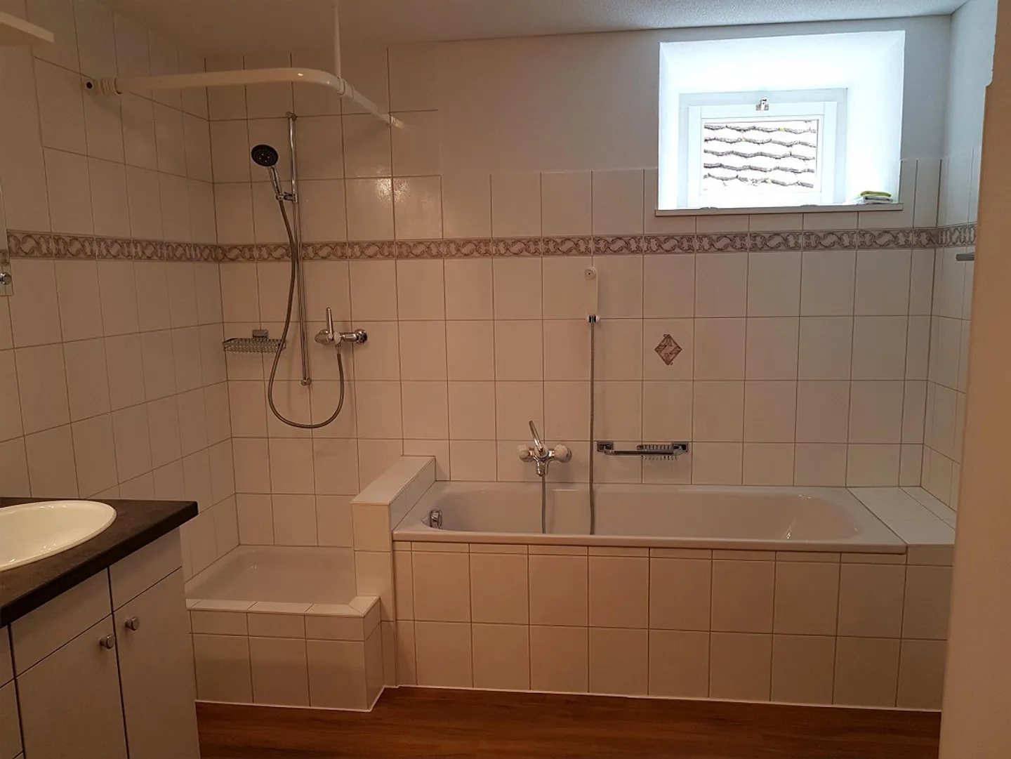 Geräumige Wohnung in Maienfeld - Foto 8 von 13