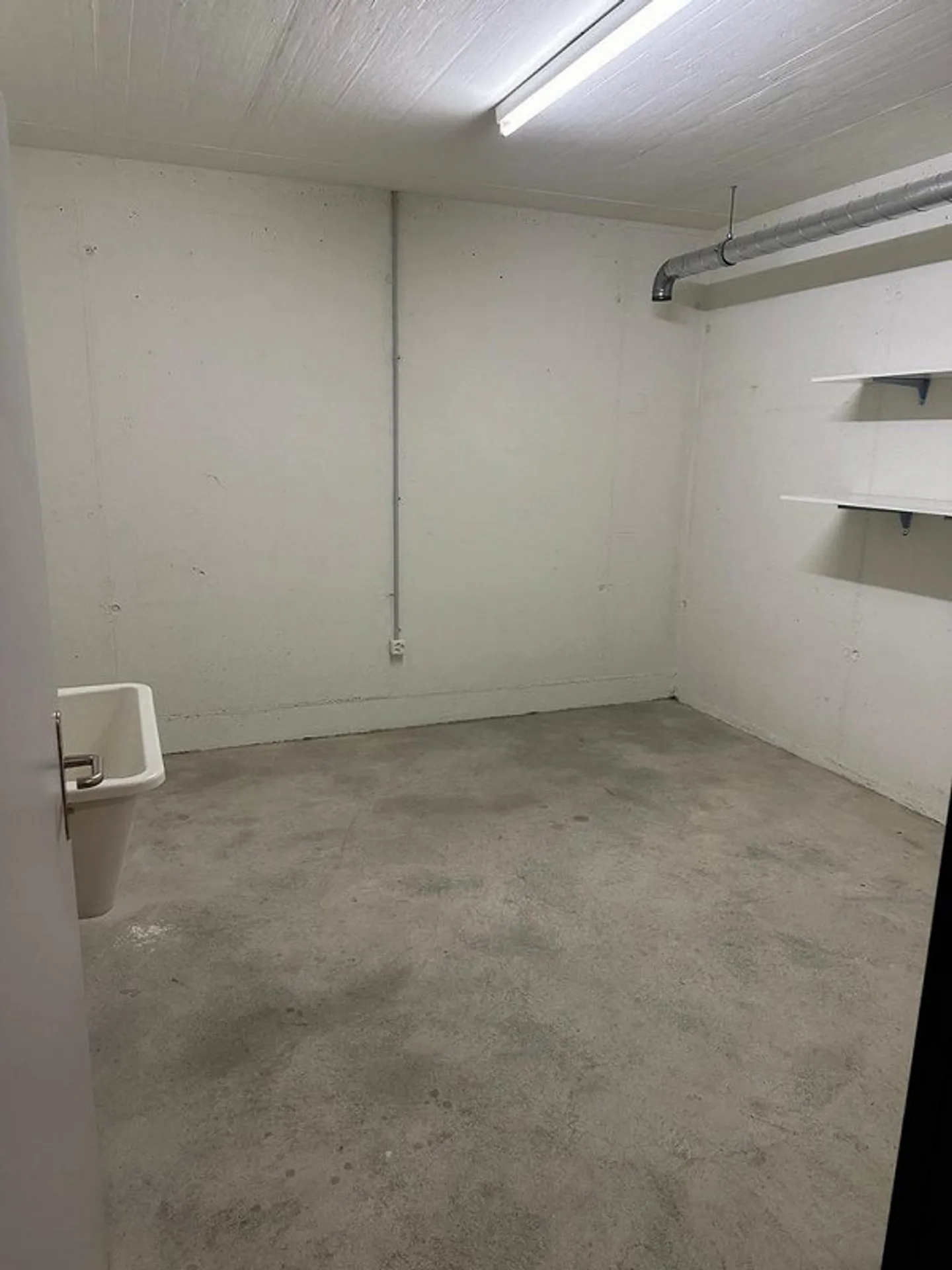 Stanza per il bricolage a Würenlingen - Foto 2 di 2