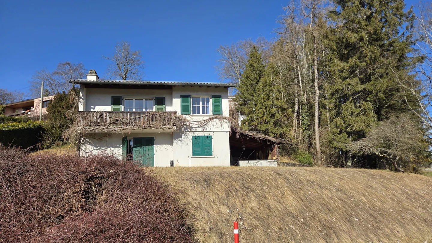 HOUSE TO RENOVATE | SINGLE-FAMILY HOUSE WITH RENOVATION POTENTIAL - Photo 4 of 5