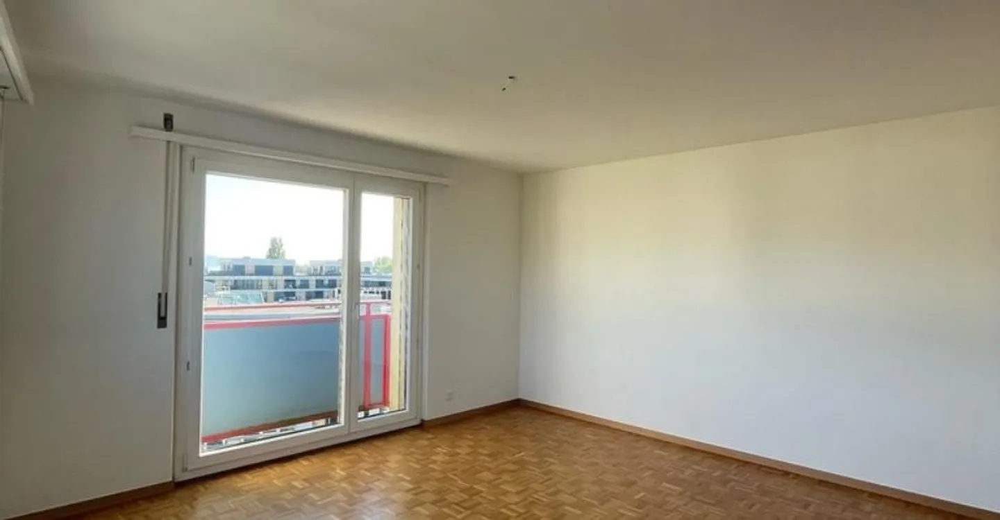 Bright 3.5 room apartment of 100m2 - Photo 6 of 6