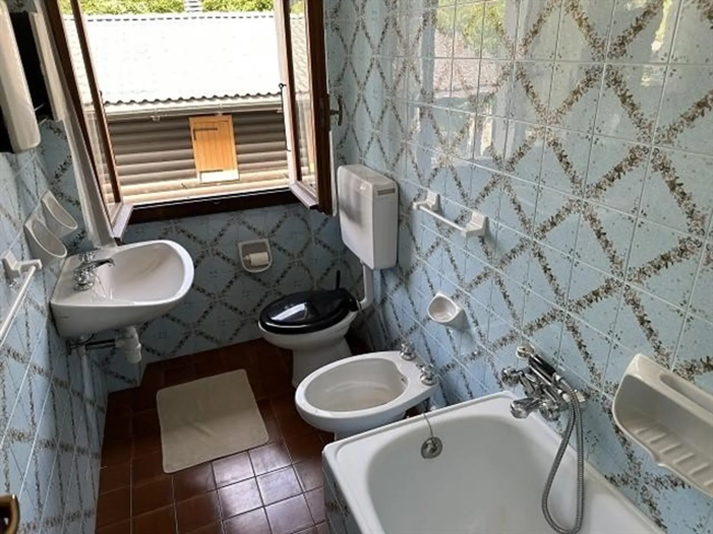 3-room single-family house with garage in a very sunny, quiet location with a beautiful view - Photo 11 of 20