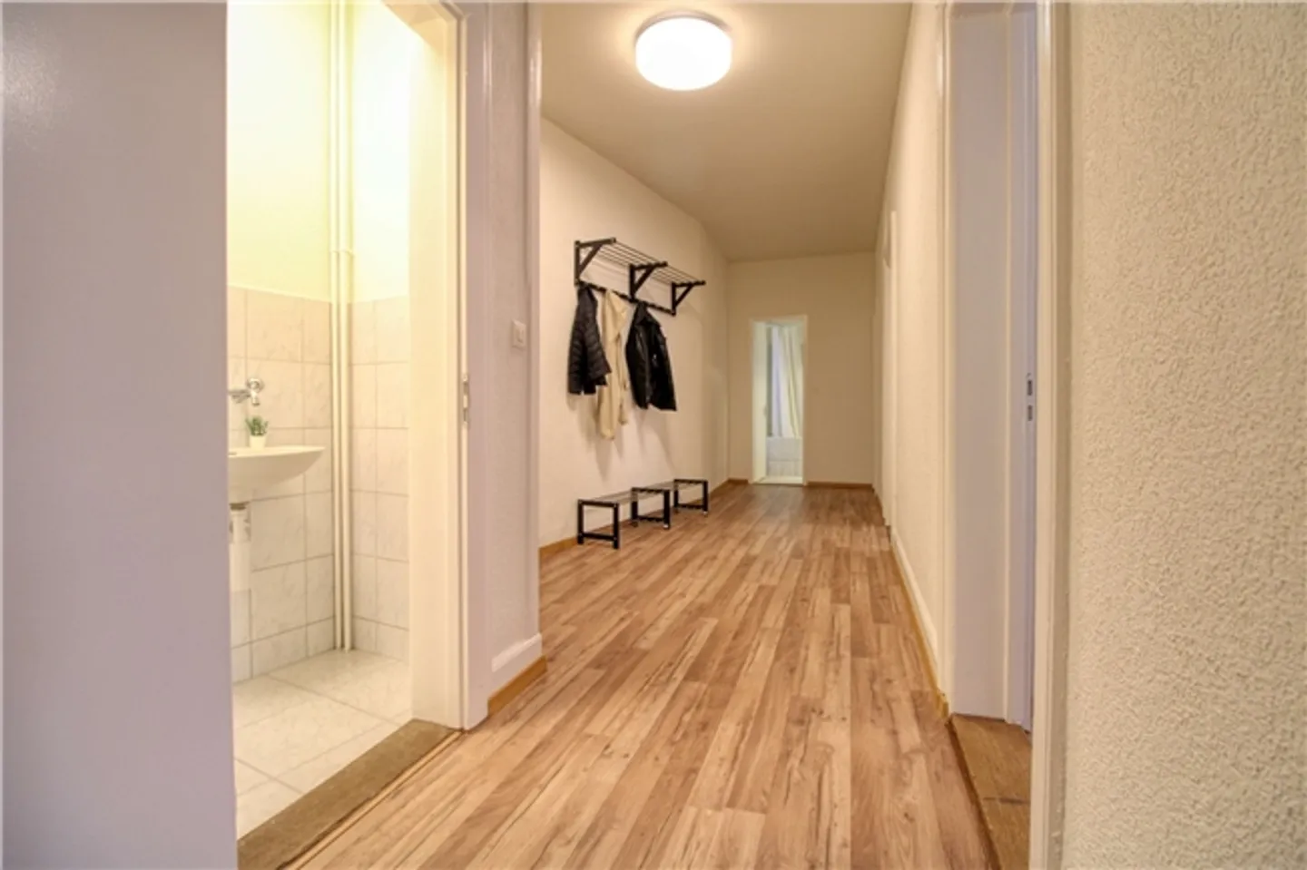 Ottimo appartamento vicino alla stazione ferroviaria di Giesshübel - Foto 11 di 13