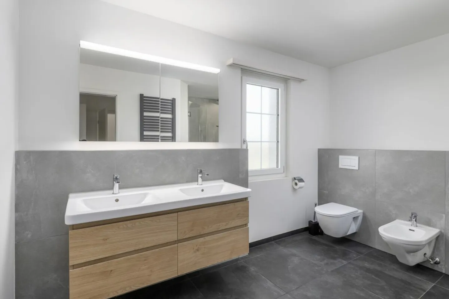 Appartamento in vendita - Foto 2 di 6