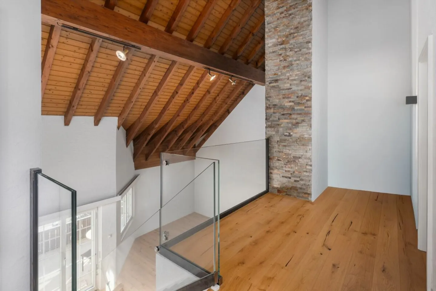 Appartamento in vendita - Foto 4 di 6