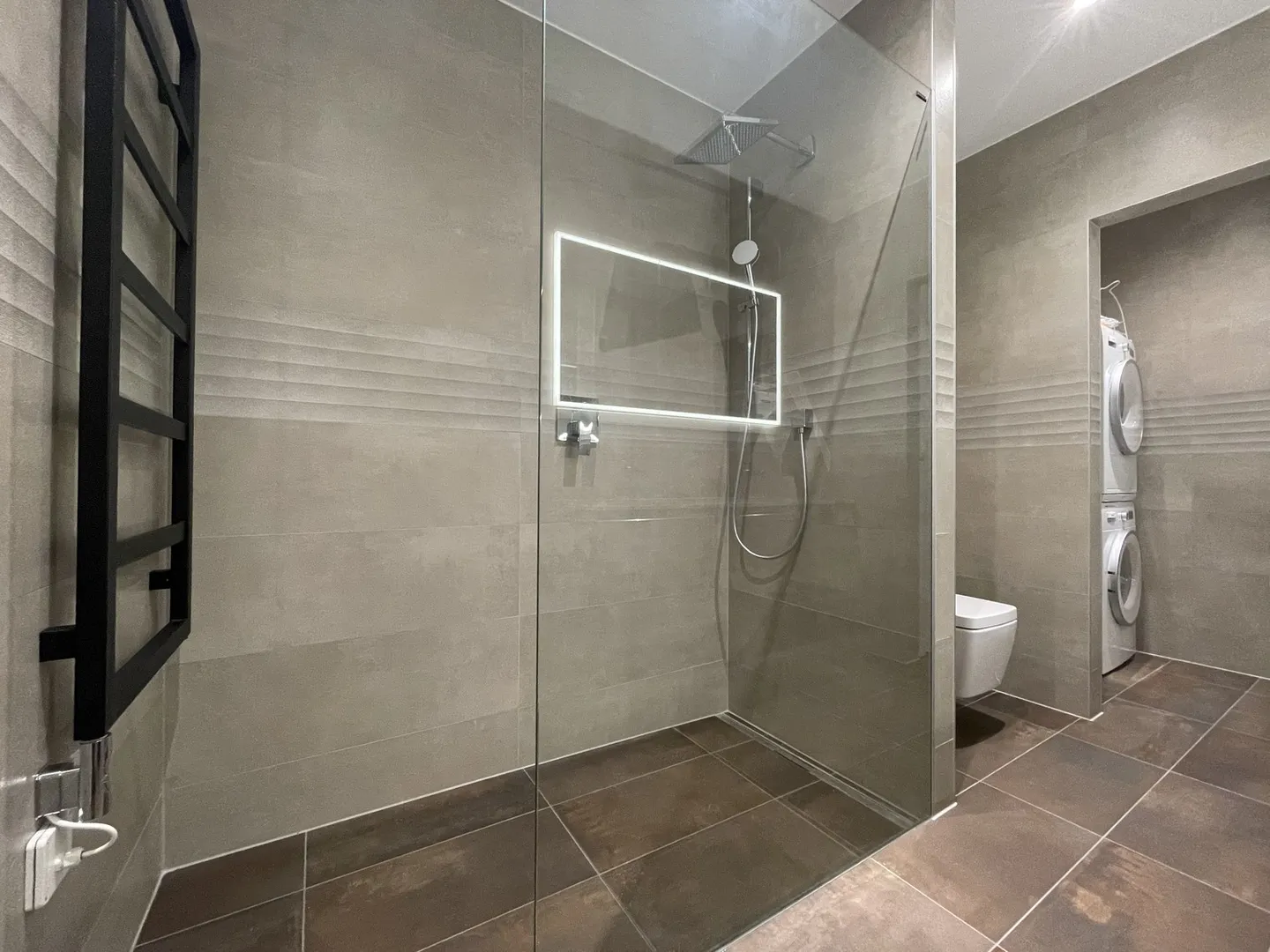 2.5 Room Apartment - Photo 8 of 10